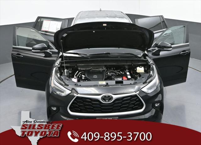 2025 Toyota Highlander LE