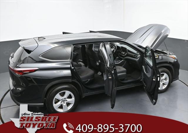 2025 Toyota Highlander LE