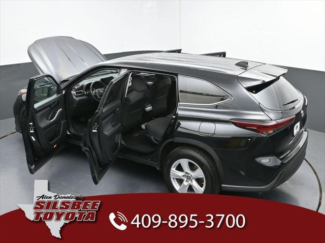 2025 Toyota Highlander LE