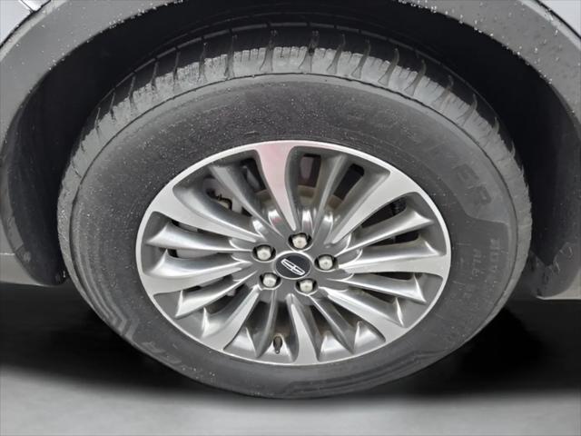 2023 Lincoln Nautilus Standard
