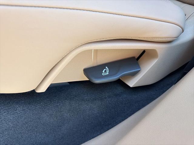 2023 Porsche Cayenne Base