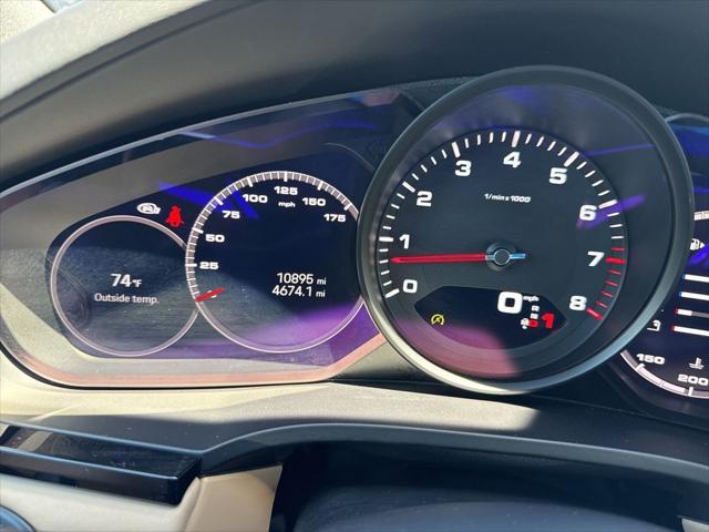 2023 Porsche Cayenne Base
