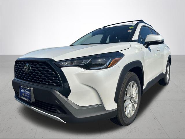 2024 Toyota Corolla Cross LE