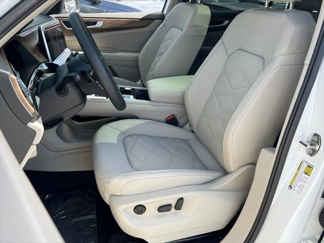 2026 Volkswagen Atlas SE with Technology