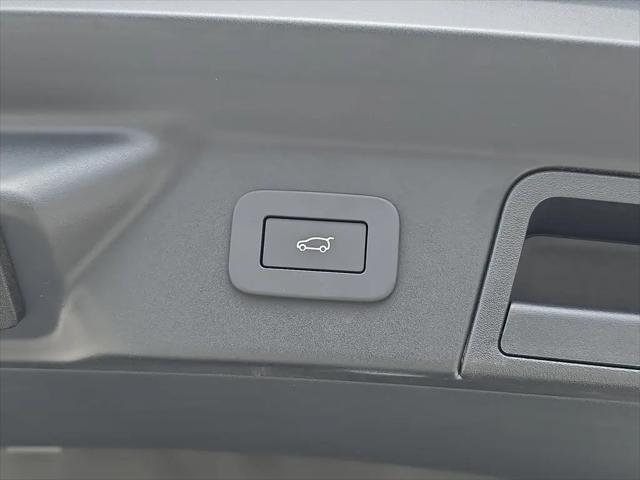 2026 Land Rover Range Rover Velar S