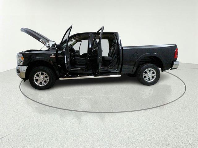 2022 Ram 2500 Laramie Crew Cab 4x4 6'4" Box