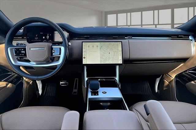 2026 Land Rover Range Rover P530 SE 7 Seat