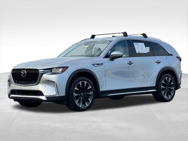 2024 Mazda X-90 Premium Plus