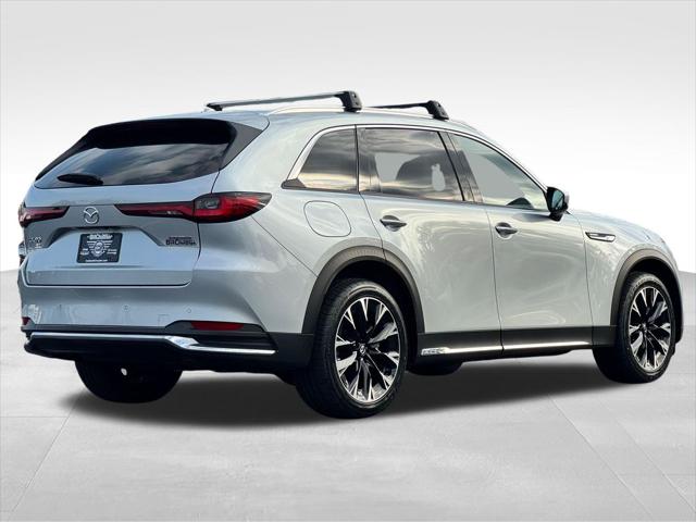 2024 Mazda X-90 Premium Plus