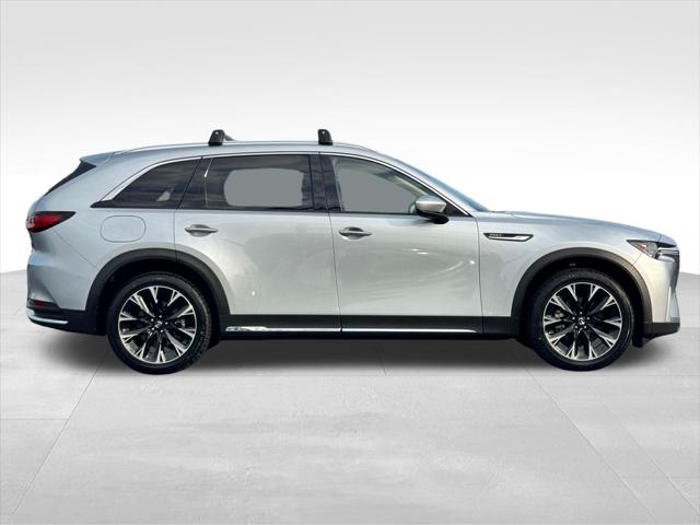 2024 Mazda X-90 Premium Plus
