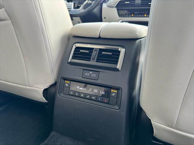 2024 Mazda X-90 Premium Plus