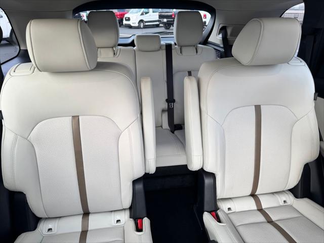 2024 Mazda X-90 Premium Plus