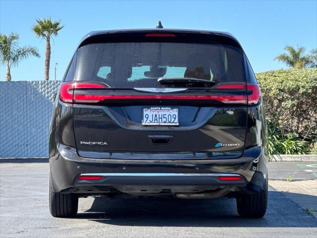 2023 Chrysler Pacifica Hybrid Touring L