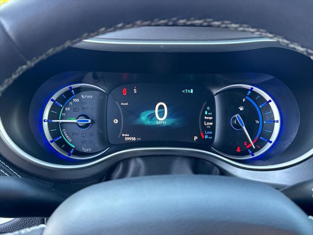 2023 Chrysler Pacifica Hybrid Touring L