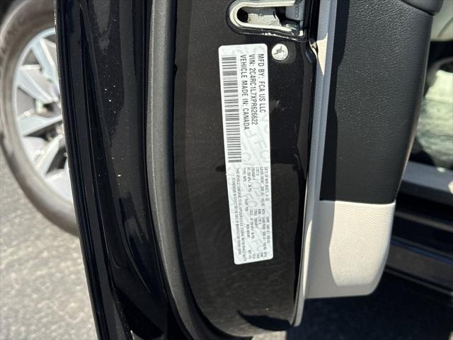 2023 Chrysler Pacifica Hybrid Touring L