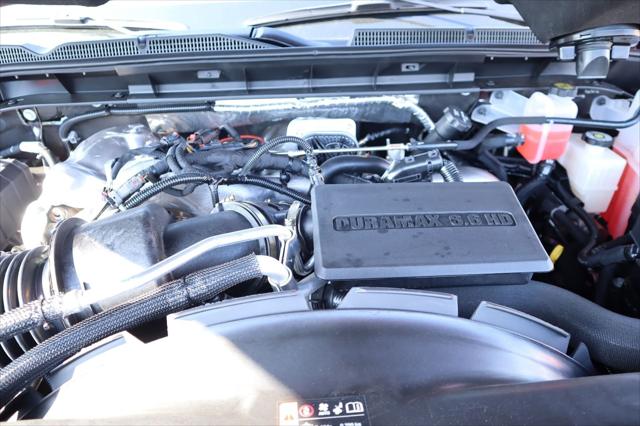 2026 GMC Sierra 2500HD Crew Cab, Standard Bed, SLT, 4WD