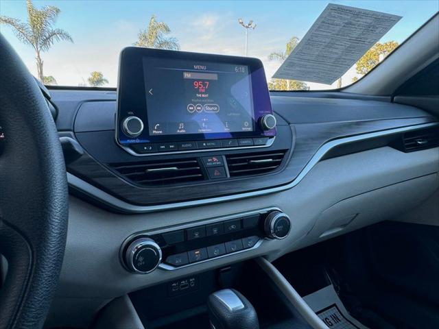 2025 Nissan Altima SV FWD