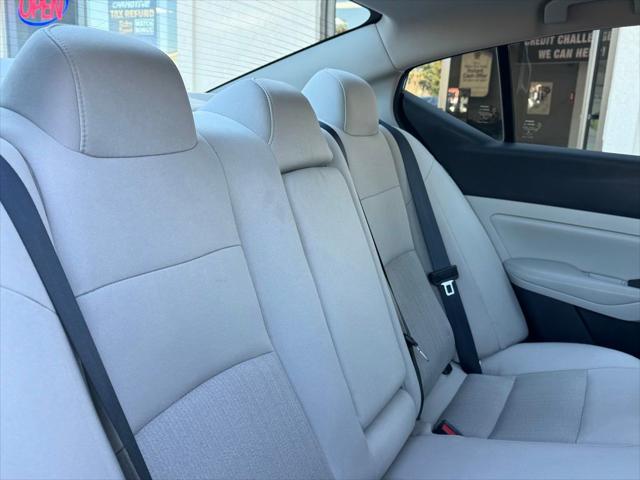 2025 Nissan Altima SV FWD