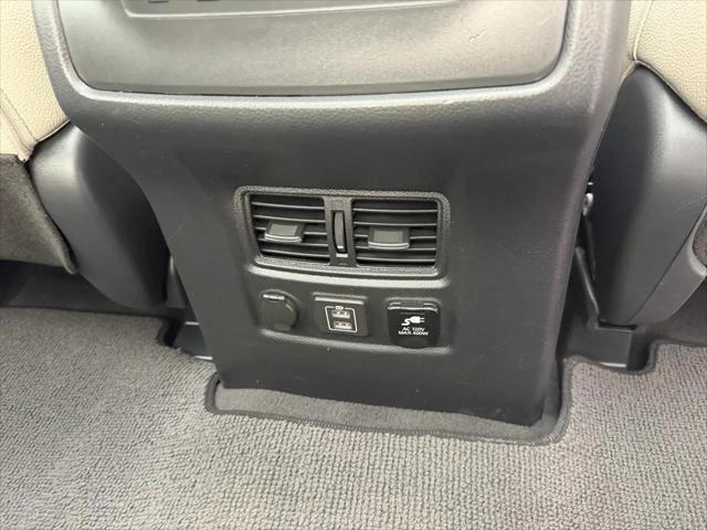 2021 Nissan Titan Crew Cab SL 4x4
