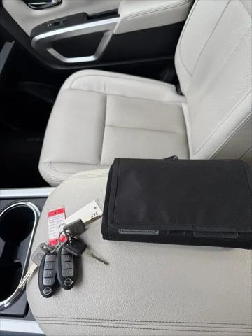 2021 Nissan Titan Crew Cab SL 4x4