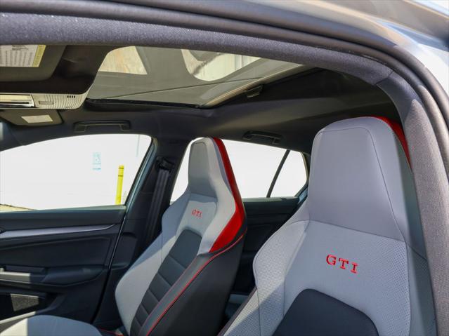 2026 Volkswagen Golf GTI SE