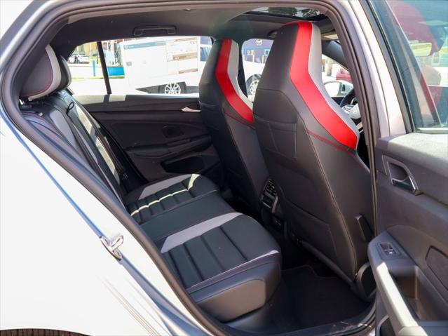 2026 Volkswagen Golf GTI SE