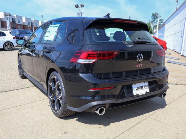 2026 Volkswagen Golf GTI Autobahn