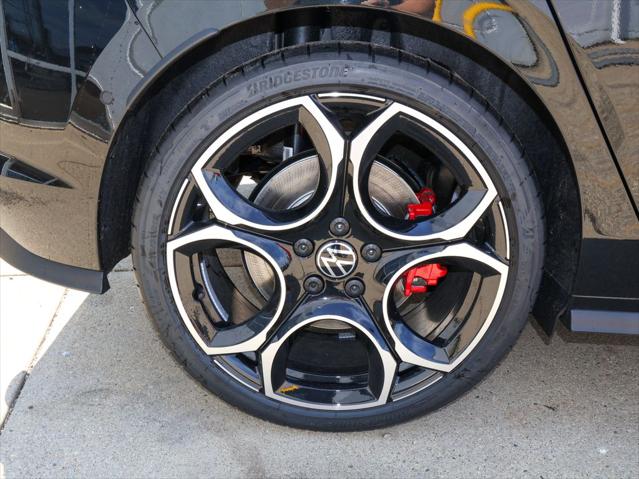 2026 Volkswagen Golf GTI Autobahn