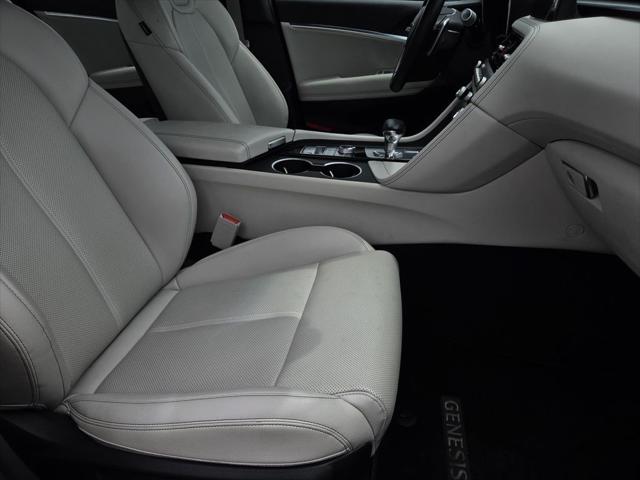 2025 Genesis G70 2.5T RWD