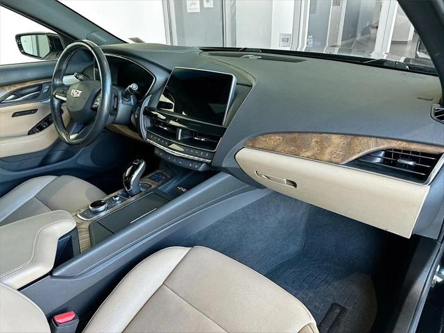 2022 Cadillac CT5 Premium Luxury