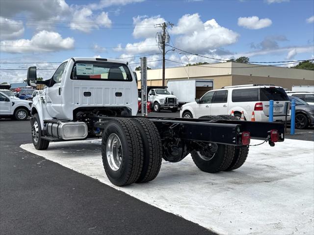 2027 Ford F-750 Base