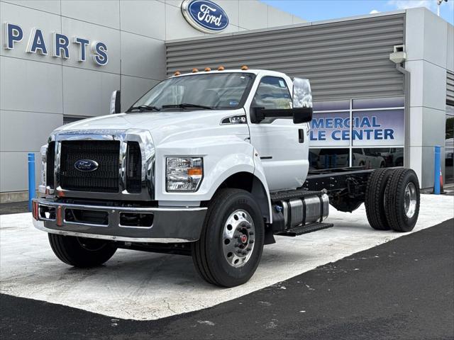 2027 Ford F-750 Base