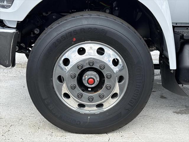 2027 Ford F-750 Base