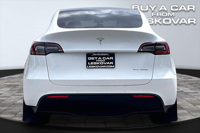 2022 Tesla Model Y Long Range Dual Motor All-Wheel Drive