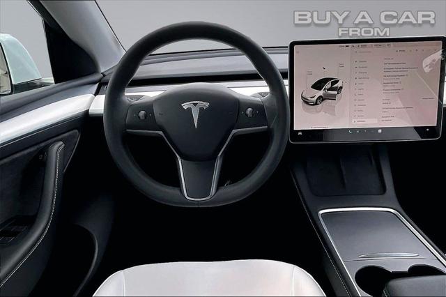 2022 Tesla Model Y Long Range Dual Motor All-Wheel Drive