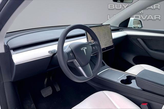 2022 Tesla Model Y Long Range Dual Motor All-Wheel Drive
