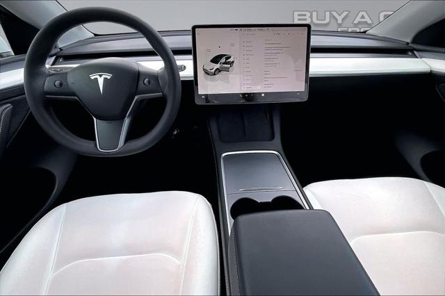 2022 Tesla Model Y Long Range Dual Motor All-Wheel Drive