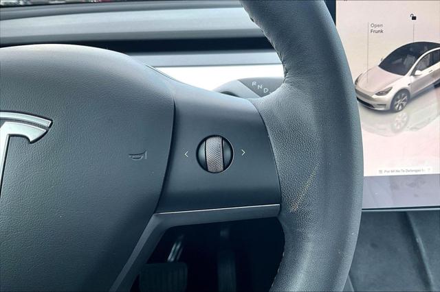 2022 Tesla Model Y Long Range Dual Motor All-Wheel Drive