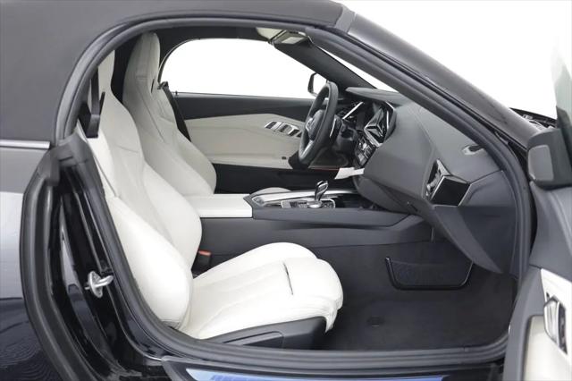 2026 BMW Z4 sDrive30i