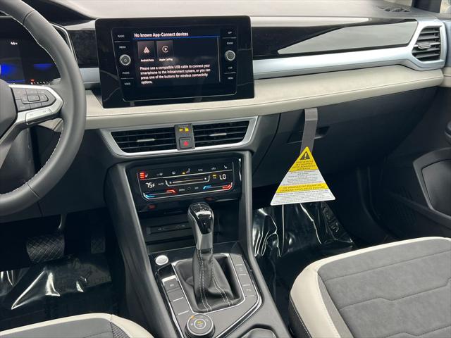 2026 Volkswagen Taos SE