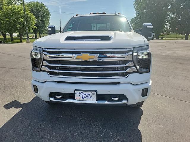 2026 Chevrolet Silverado 3500HD Crew Cab, Long Bed, High Country Dual Rear Wheel, RWD