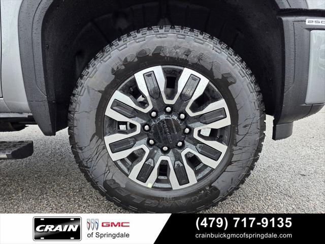 2026 GMC Sierra 2500HD Crew Cab, Standard Bed, Denali Ultimate, 4WD