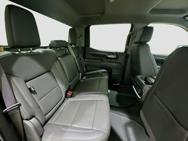 2026 GMC Sierra 1500 Crew Cab, Short Bed, SLT, 4WD