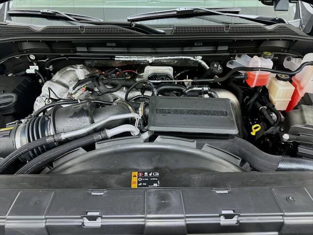 2026 GMC Sierra 2500HD Crew Cab, Standard Bed, AT4, 4WD