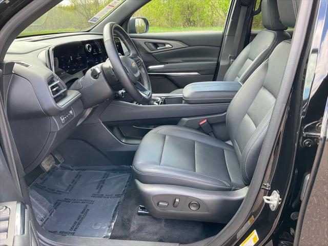 2025 Chevrolet Traverse AWD LT