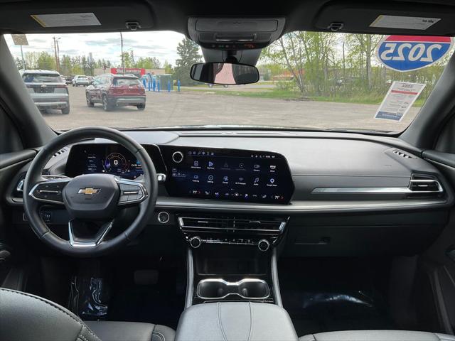 2025 Chevrolet Traverse AWD LT