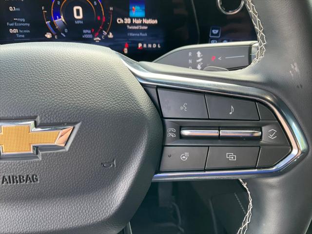 2025 Chevrolet Traverse AWD LT