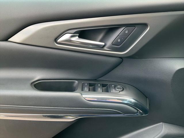 2025 Chevrolet Traverse AWD LT