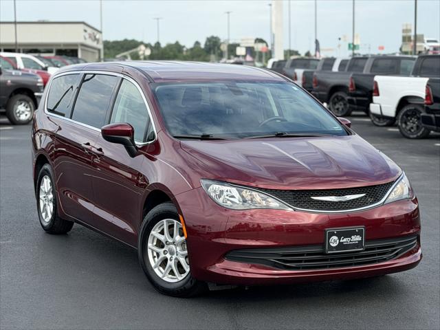2020 Chrysler Voyager LX