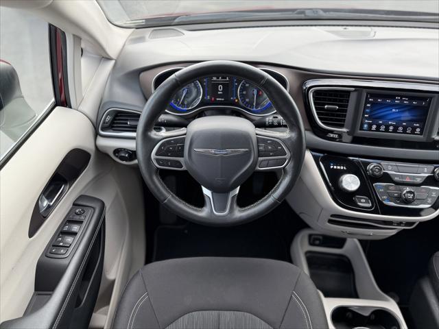 2020 Chrysler Voyager LX